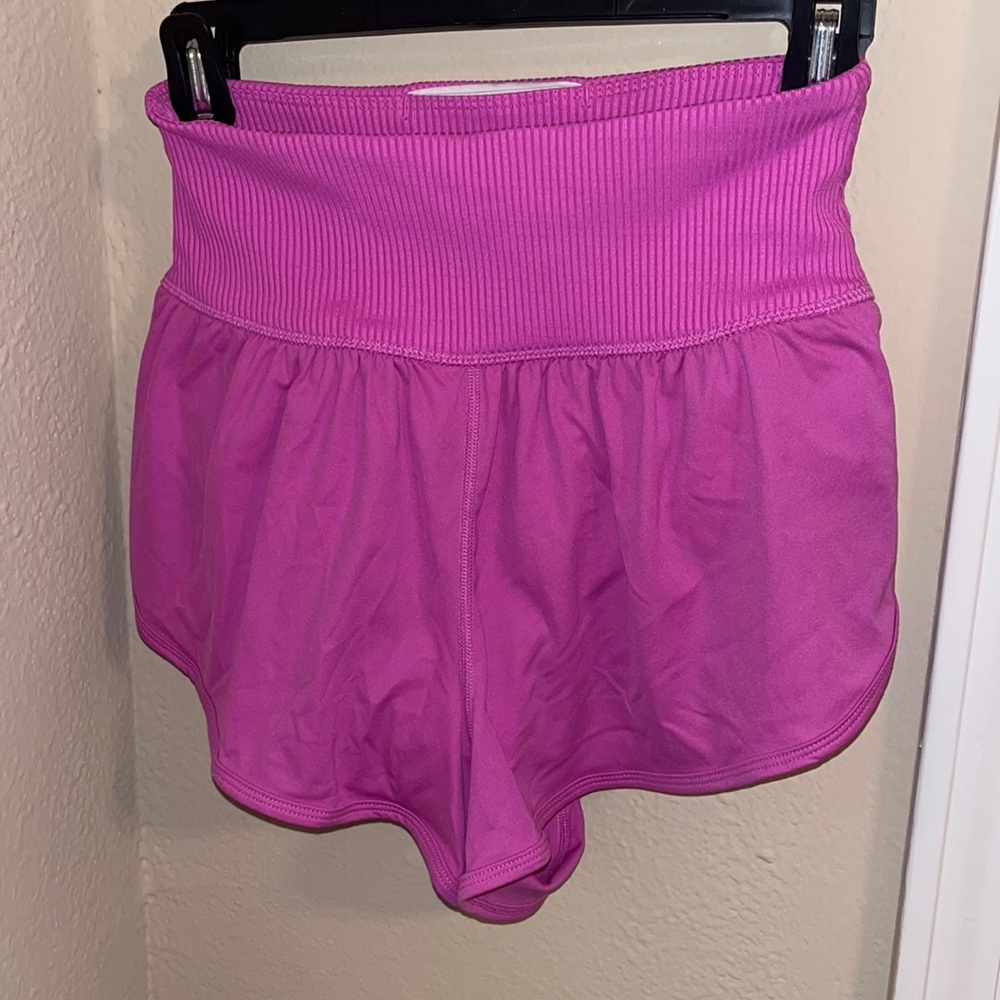FREE PEOPLE MOVEMENT pink shorts